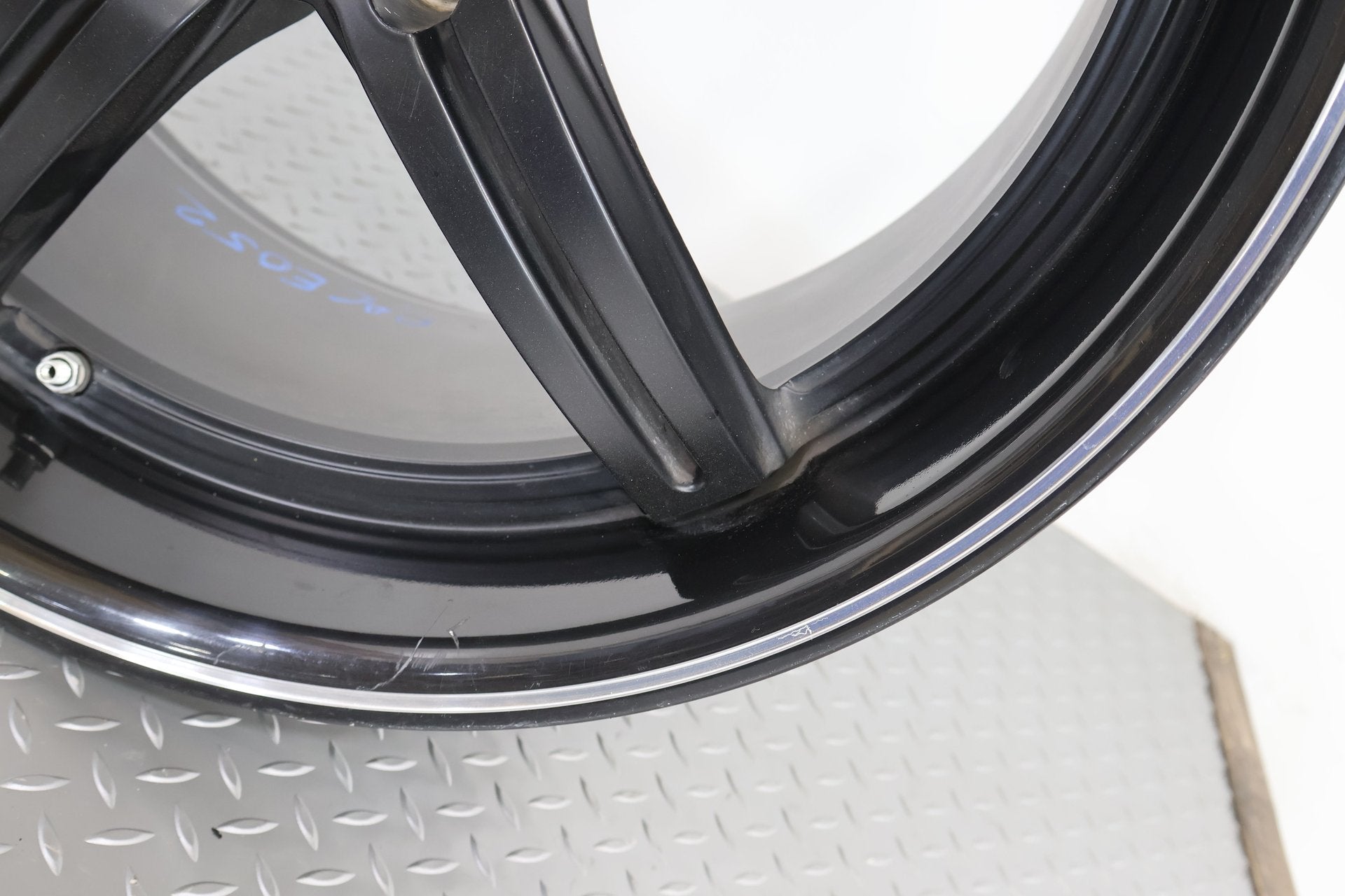 2010 Chevrolet Corvette- Wheel