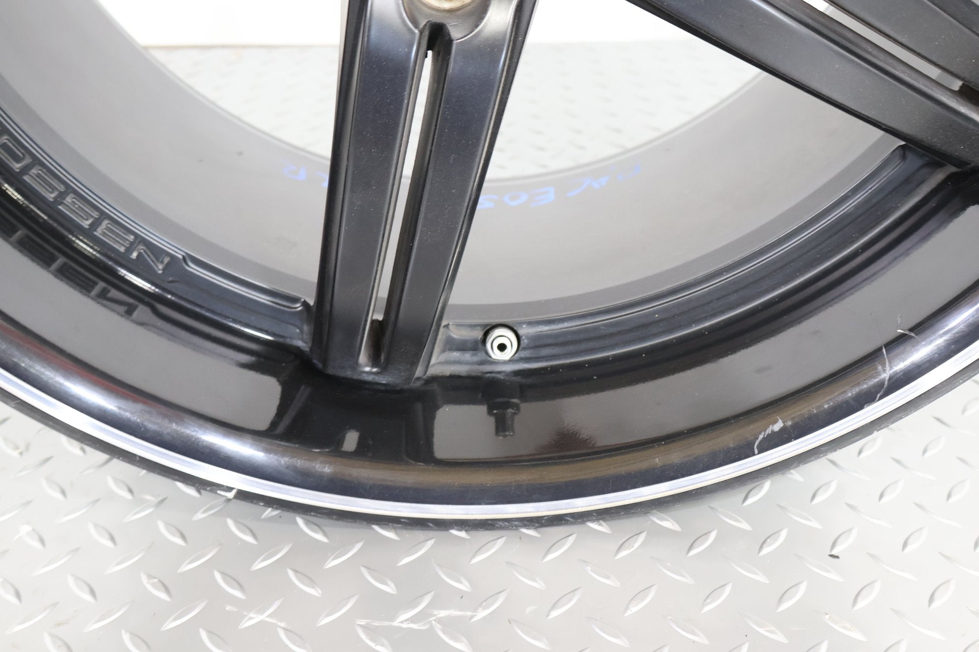 2010 Chevrolet Corvette- Wheel