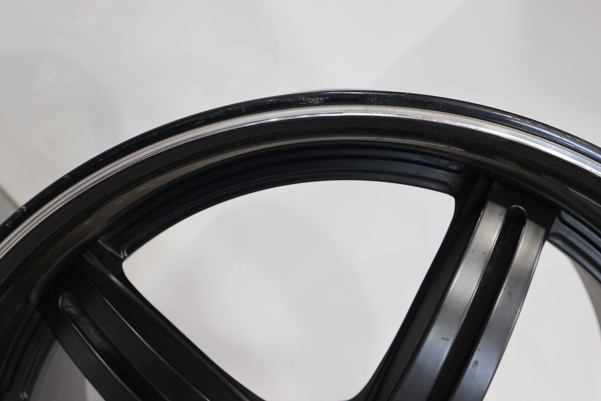 2010 Chevrolet Corvette- Wheel