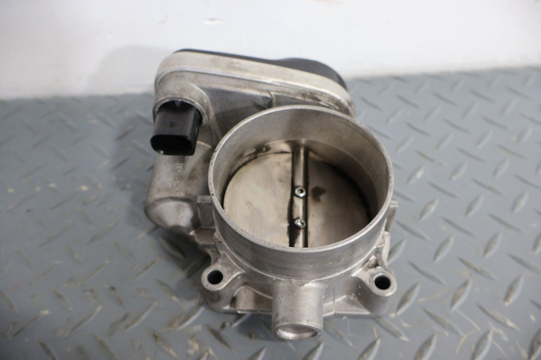 2010 Dodge Challenger Throttle Body