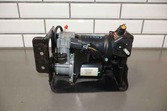 2010 GMC Yukon Air Ride Compressor OEM