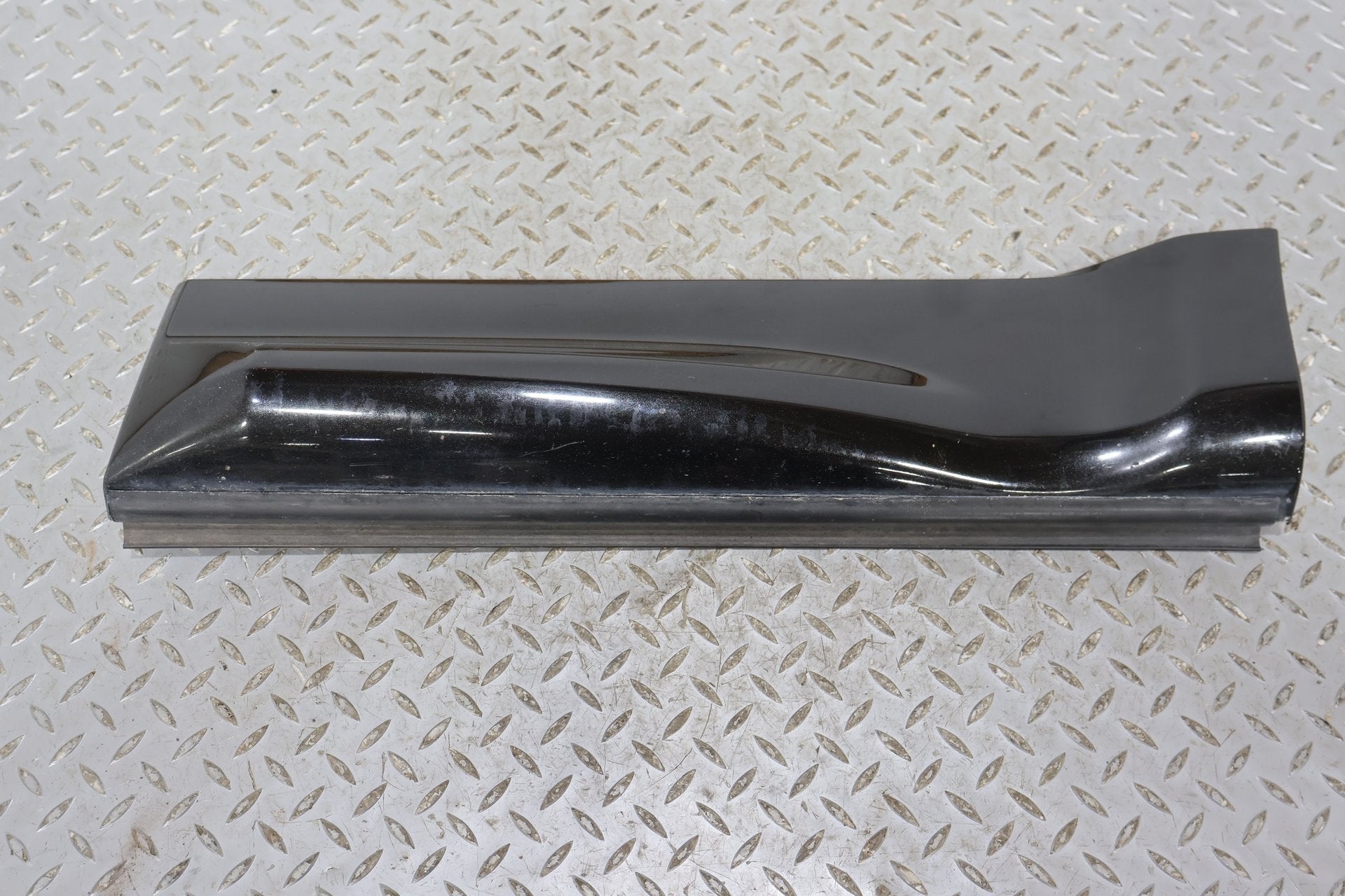 2010 Land Rover Range Rover Sport- REAR DOOR MOULDING