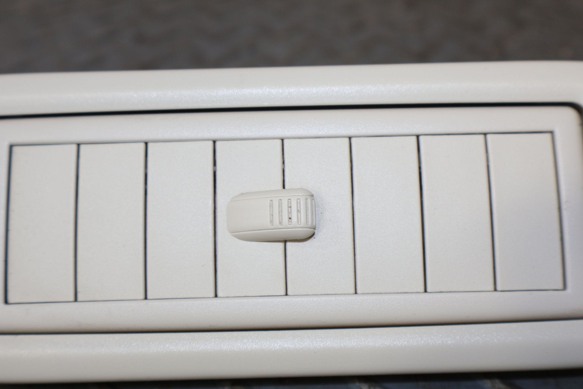 2010 Lexus GX460- Dash Vent