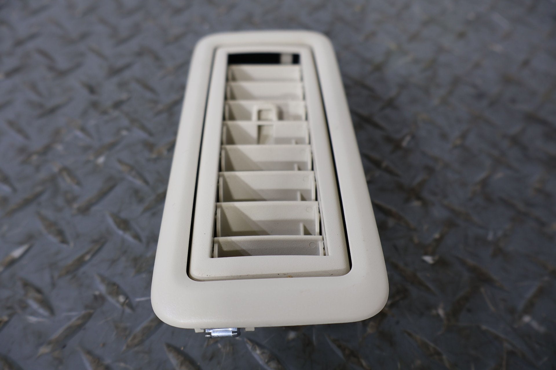 2010 Lexus GX460- Dash Vent