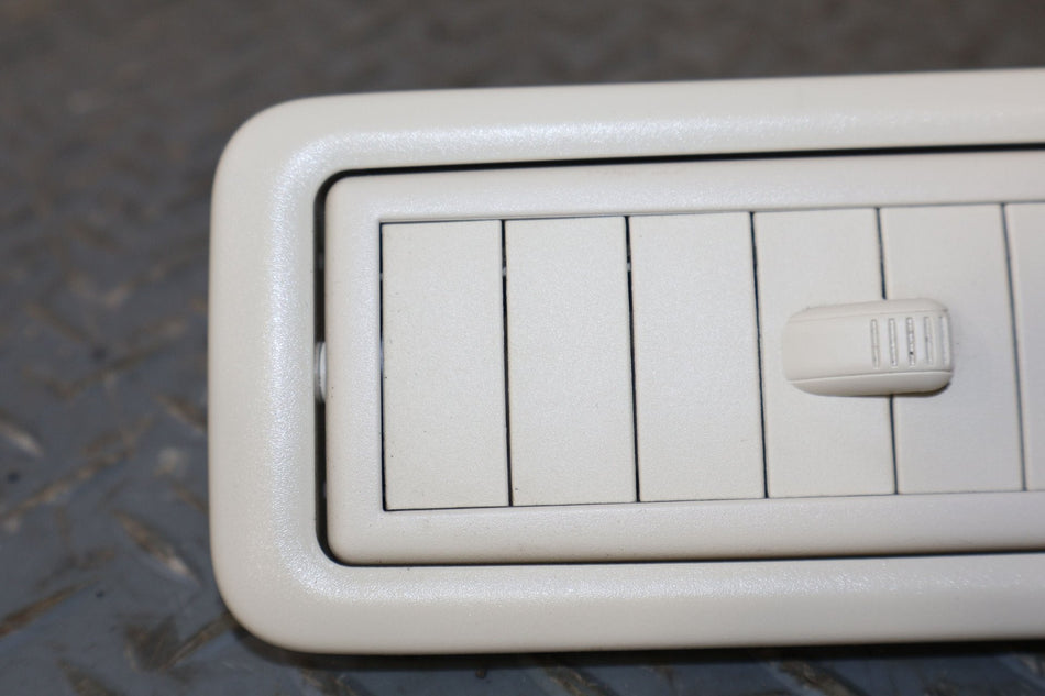 2010 Lexus GX460- Dash Vent
