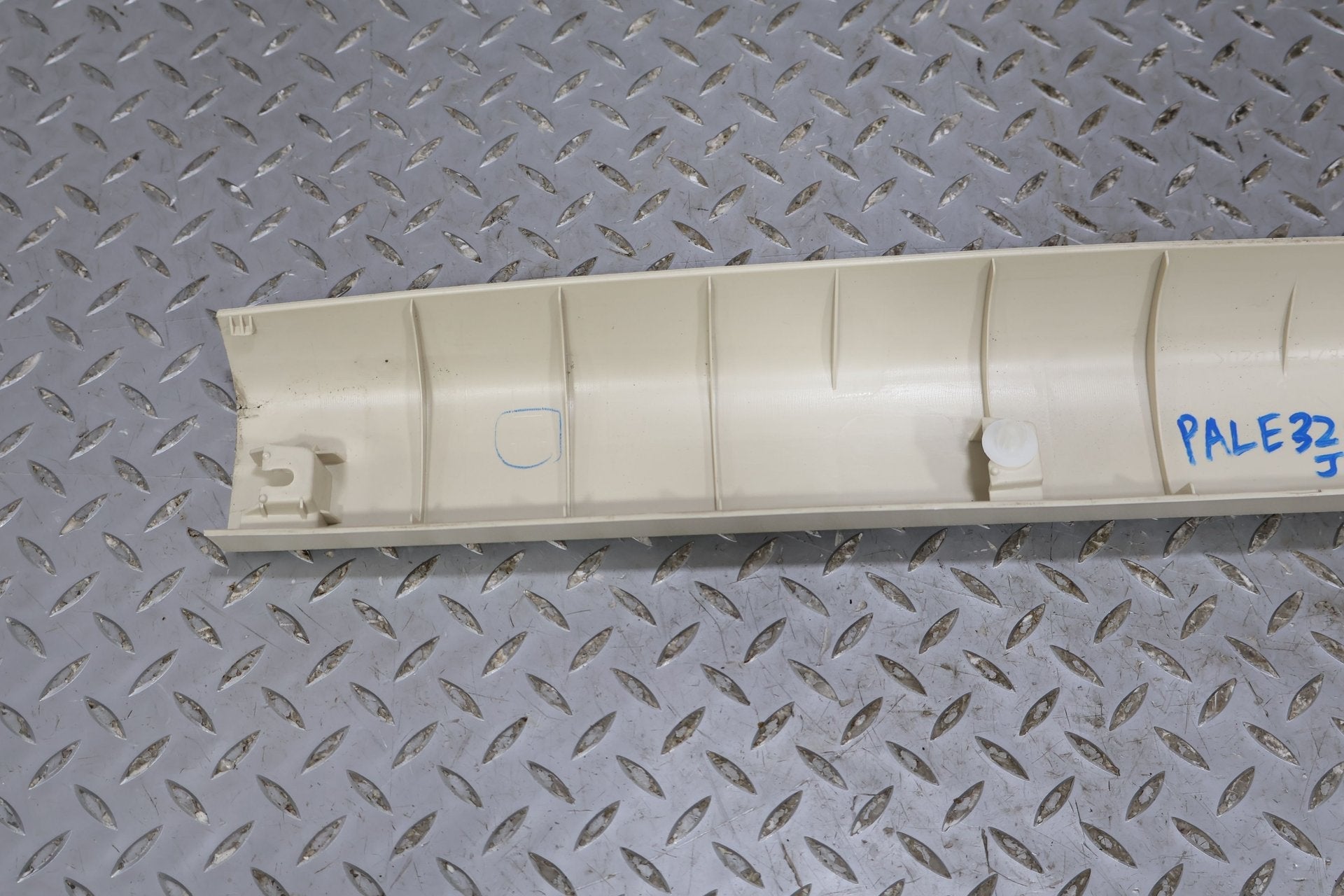 2010 Lexus GX460- Gate/Lid Trim Panel