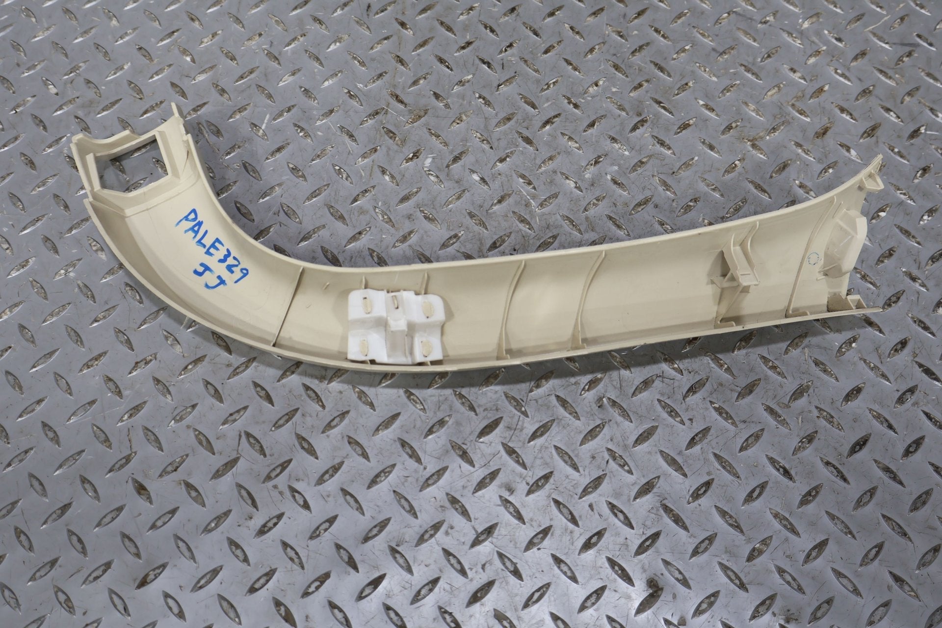 2010 Lexus GX460- Gate/Lid Trim Panel