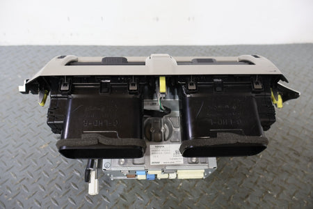 2010 Lexus GX460- Radio