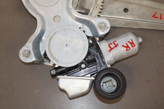 2010 Lexus GX460 - Right Rear Door Regulator