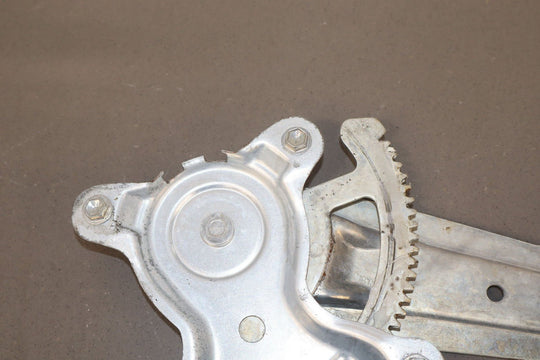 2010 Lexus GX460 - Right Rear Door Regulator