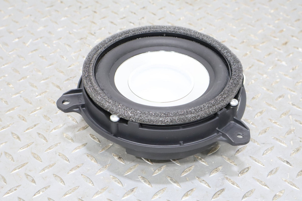 2010 Lexus GX460- Speakers