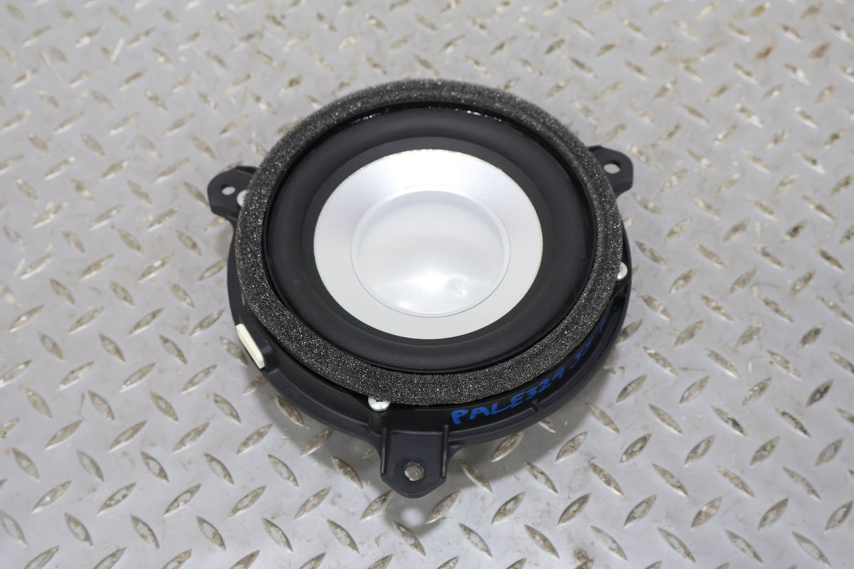 2010 Lexus GX460- Speakers