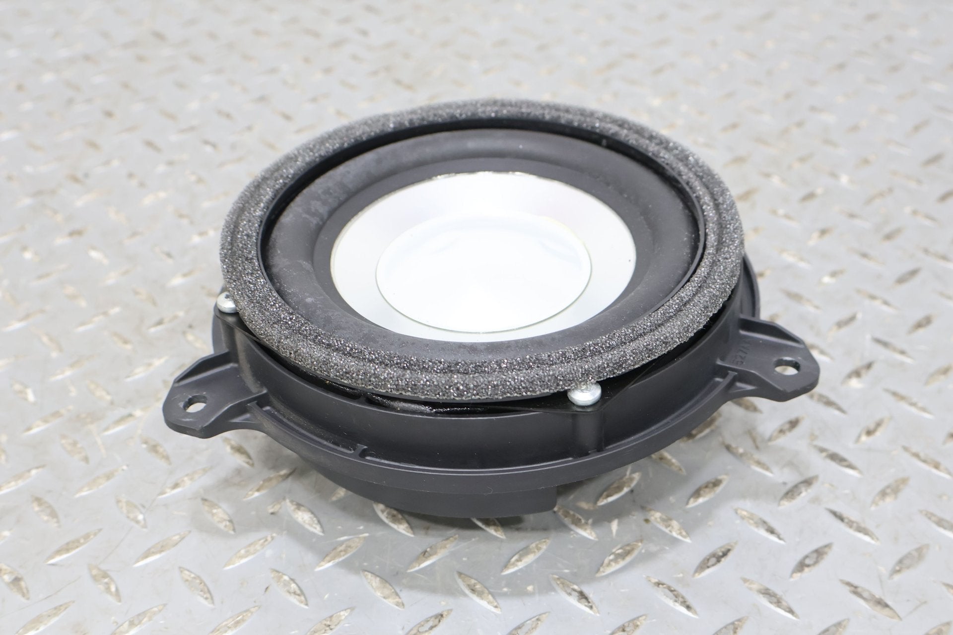 2010 Lexus GX460- Speakers