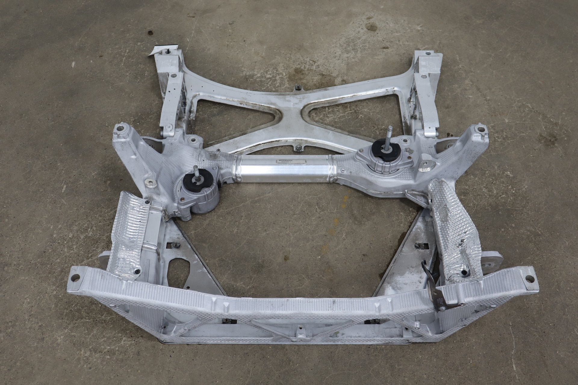2010 Porsche Panamera 4 S Bare Front Suspension Crossmember