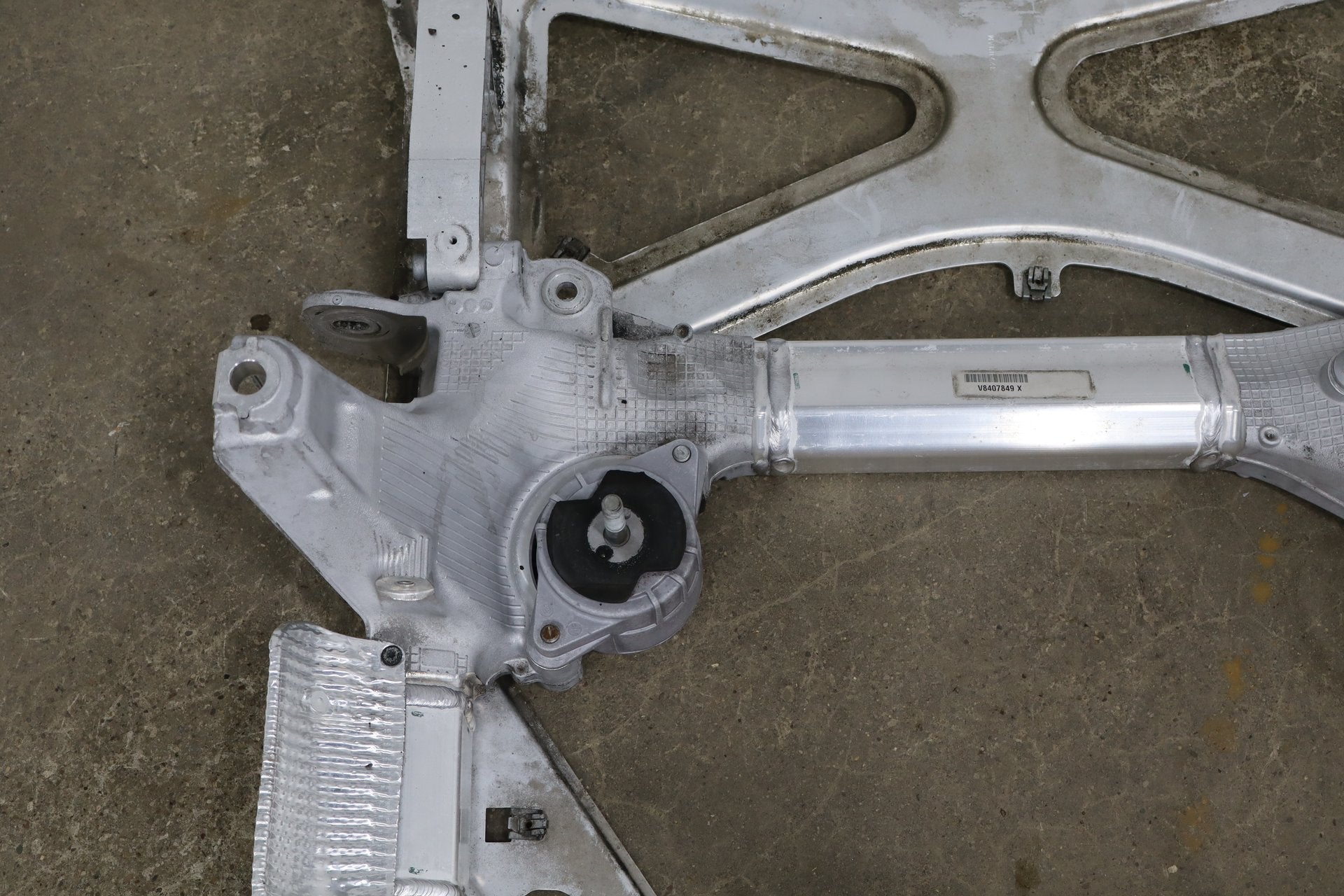 2010 Porsche Panamera 4 S Bare Front Suspension Crossmember