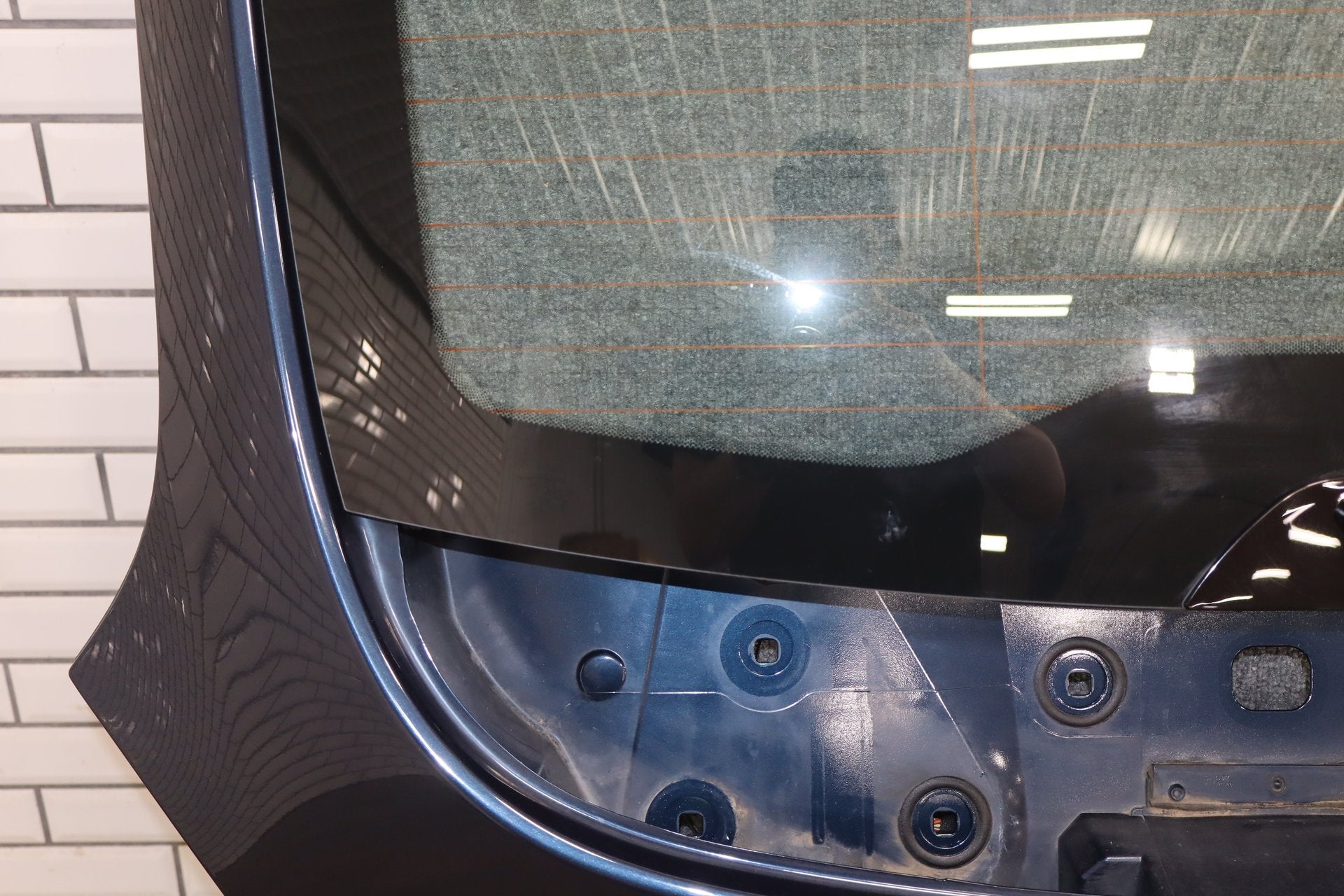 2010 Porsche Panamera 4 S Decklid/Tailgate Dark Blue Metallic N4