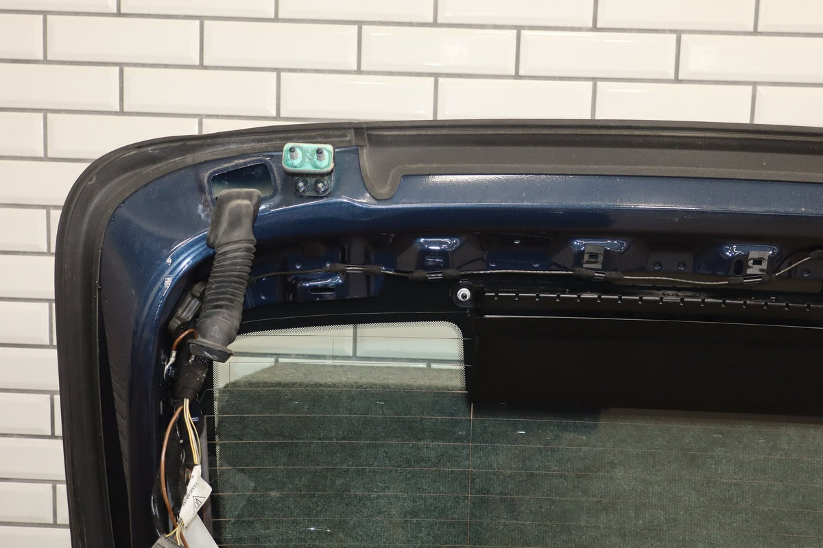 2010 Porsche Panamera 4 S Decklid/Tailgate Dark Blue Metallic N4