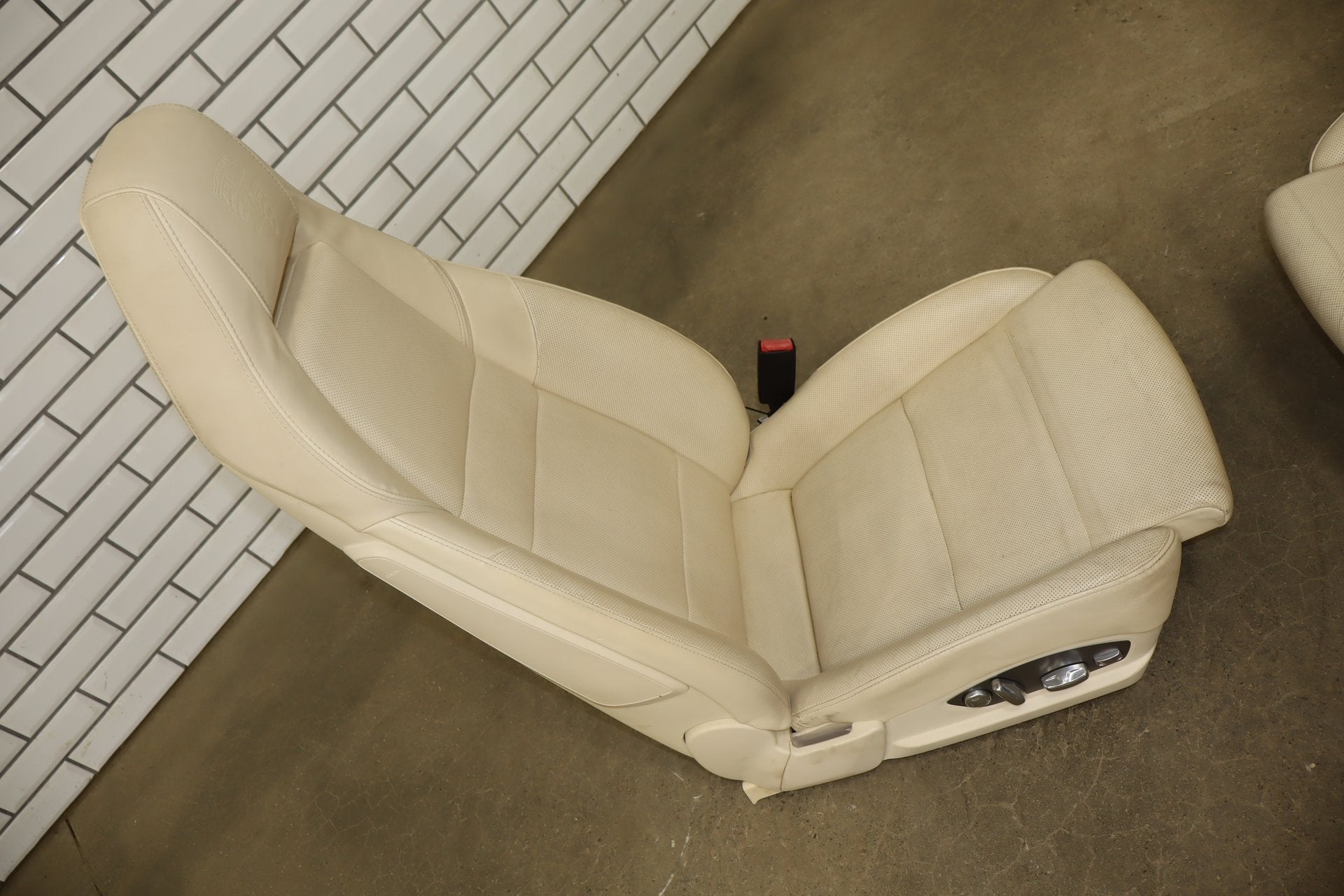 2010 Porsche Panamera 4 S Leather Seats Set Yachting Blue/ Cream BD