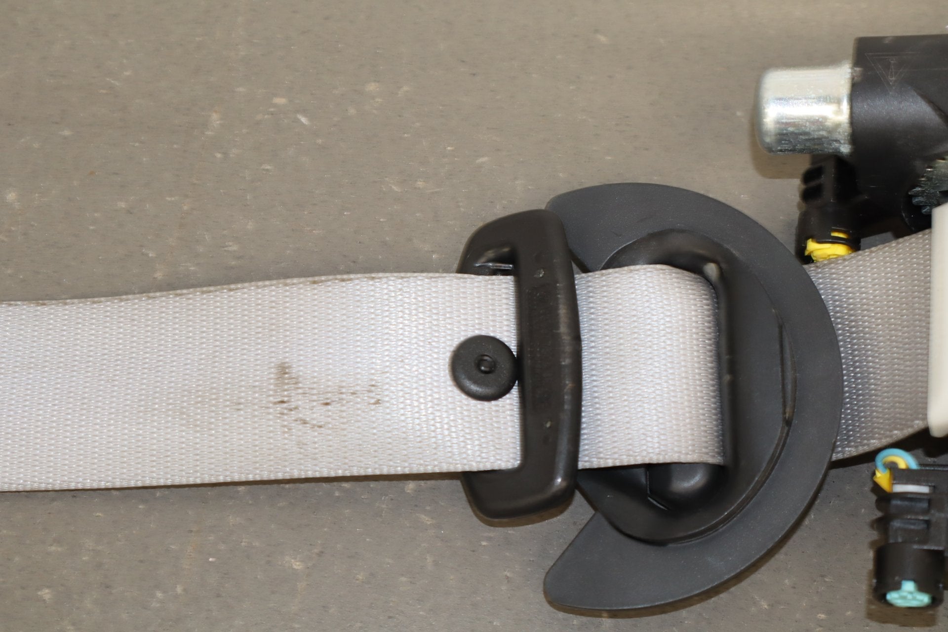 2010 Porsche Panamera 4 S Left Front Seat Belt Yachting Blue/ Cream BD