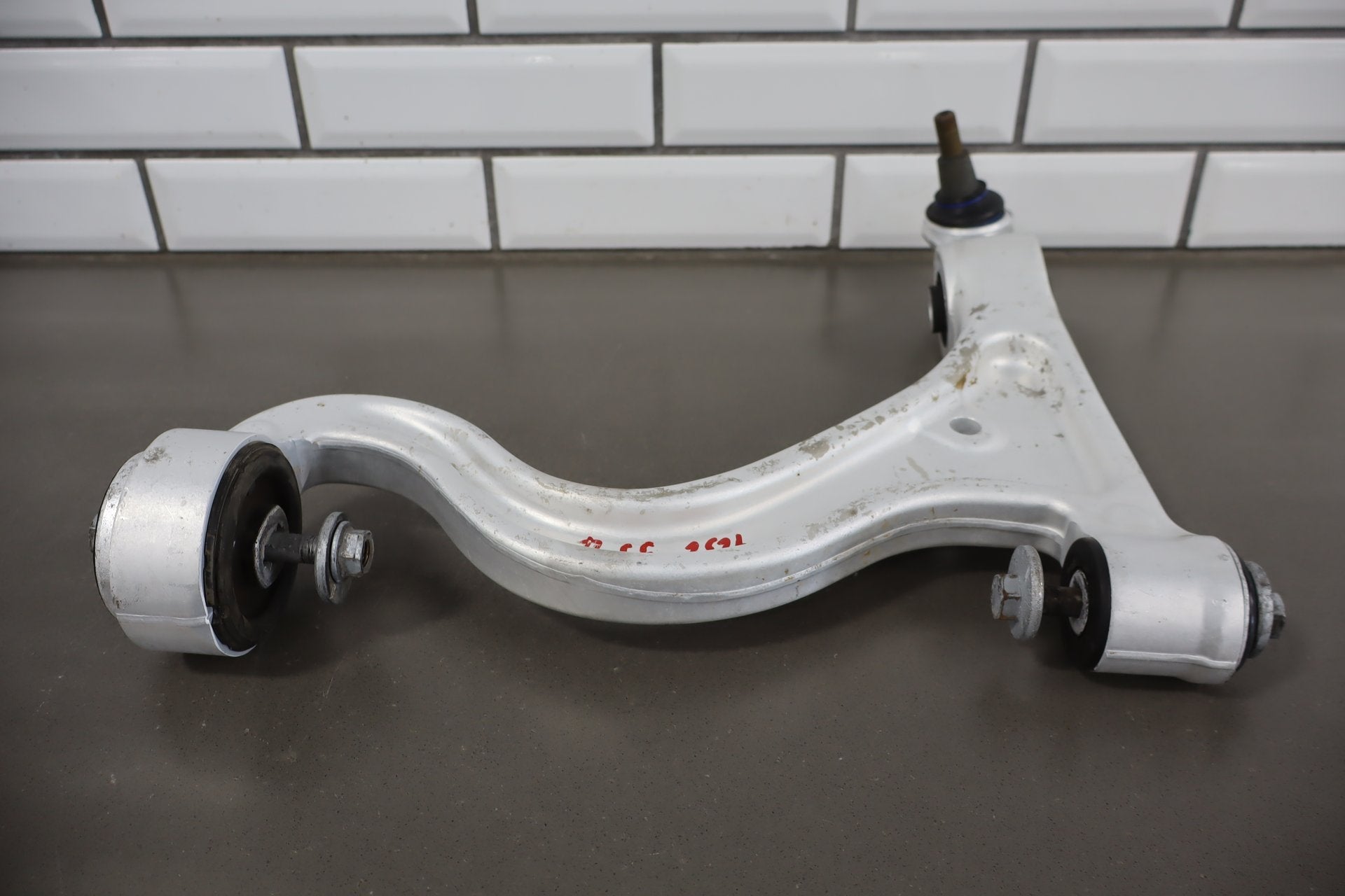 2010 Porsche Panamera 4 S Left Front Suspension Knee Control Arm Knuckle