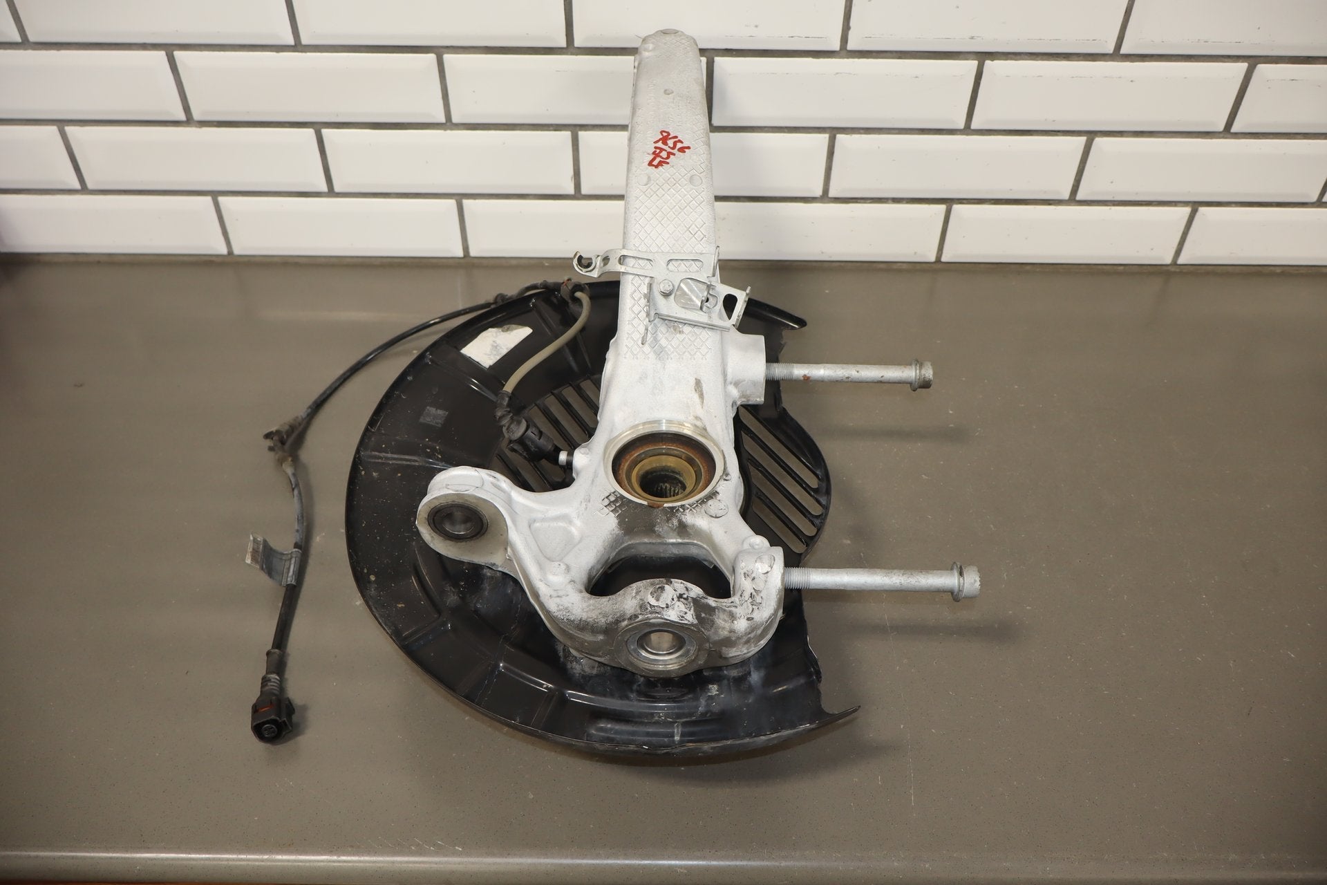 2010 Porsche Panamera 4 S Left Front Suspension Knee Control Arm Knuckle