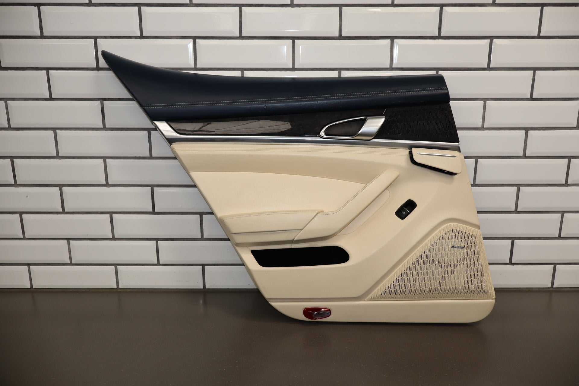 2010 Porsche Panamera 4 S Left Rear Door Panel Yachting Blue/ Cream BD