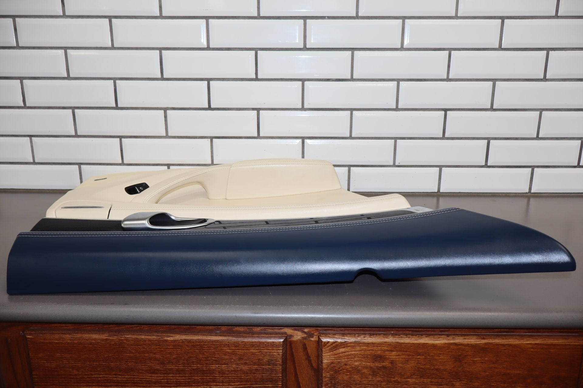 2010 Porsche Panamera 4 S Left Rear Door Panel Yachting Blue/ Cream BD