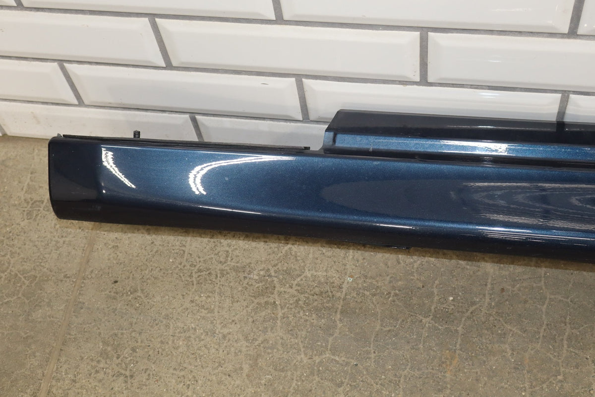 2010 Porsche Panamera 4 S Left Rocker Molding Dark Blue Metallic N4