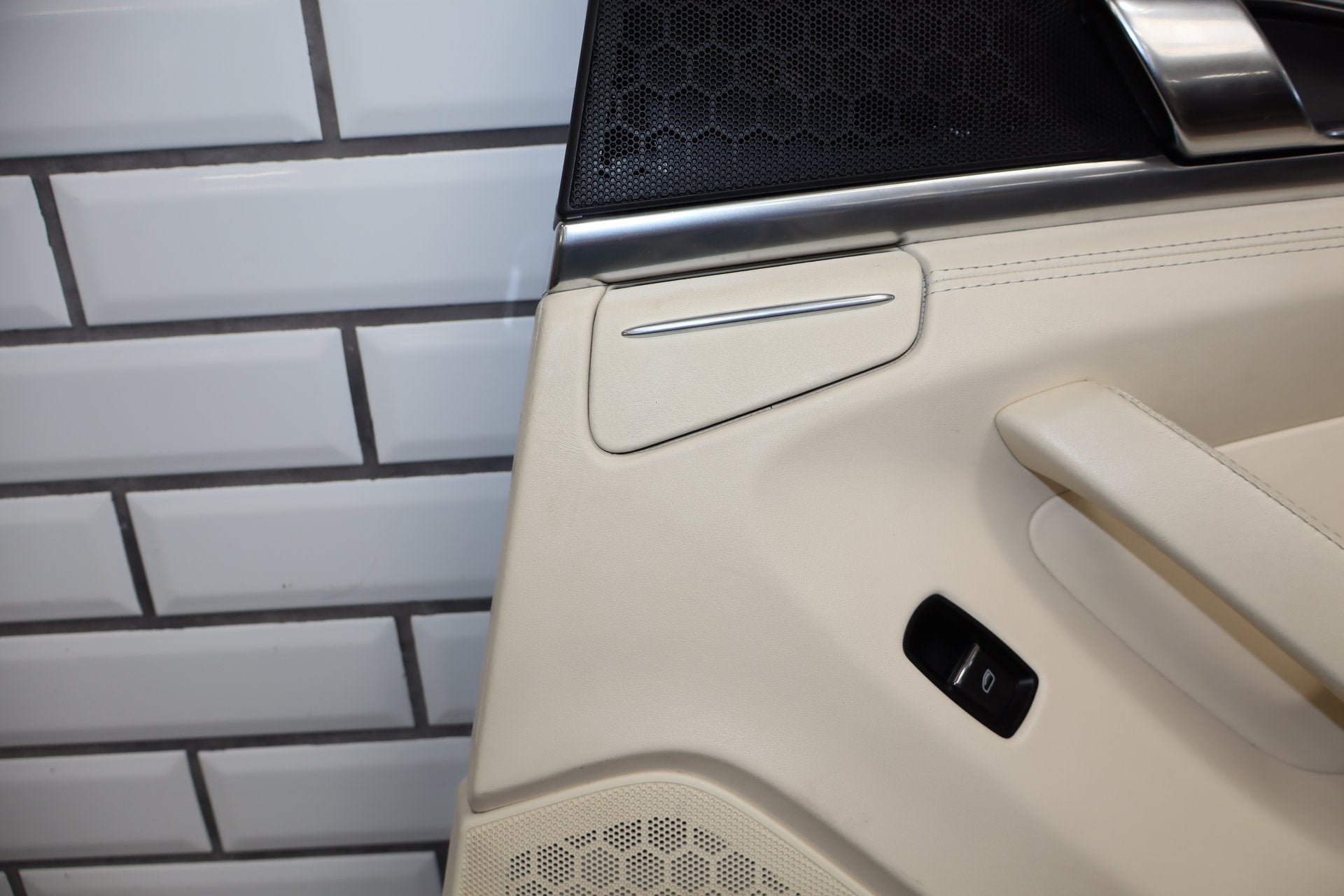 2010 Porsche Panamera 4 S Right Rear Door Panel Yachting Blue/ Cream BD