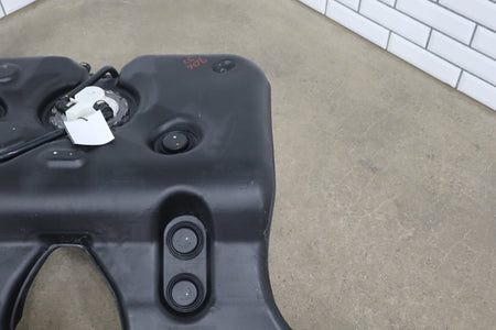 2010 Porsche Panamera 4S 970 V8 Fuel Tank Assembly with Fuel Pump OEM