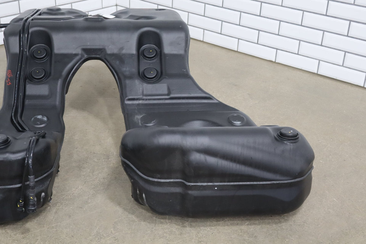 2010 Porsche Panamera 4S 970 V8 Fuel Tank Assembly with Fuel Pump OEM