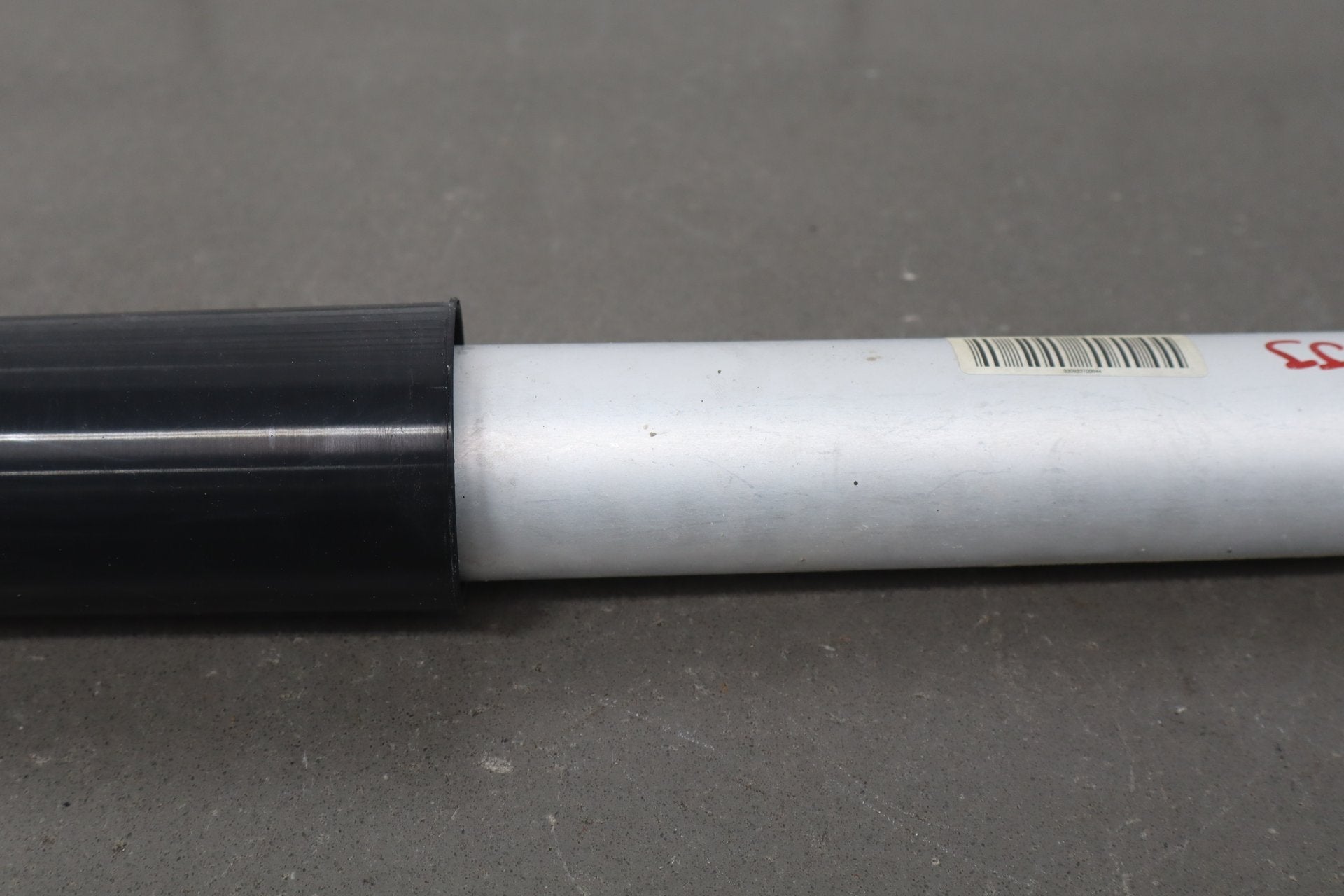 2010 Porsche Panamera 4s Left Rear Strut Shock Absorber OEM OEM