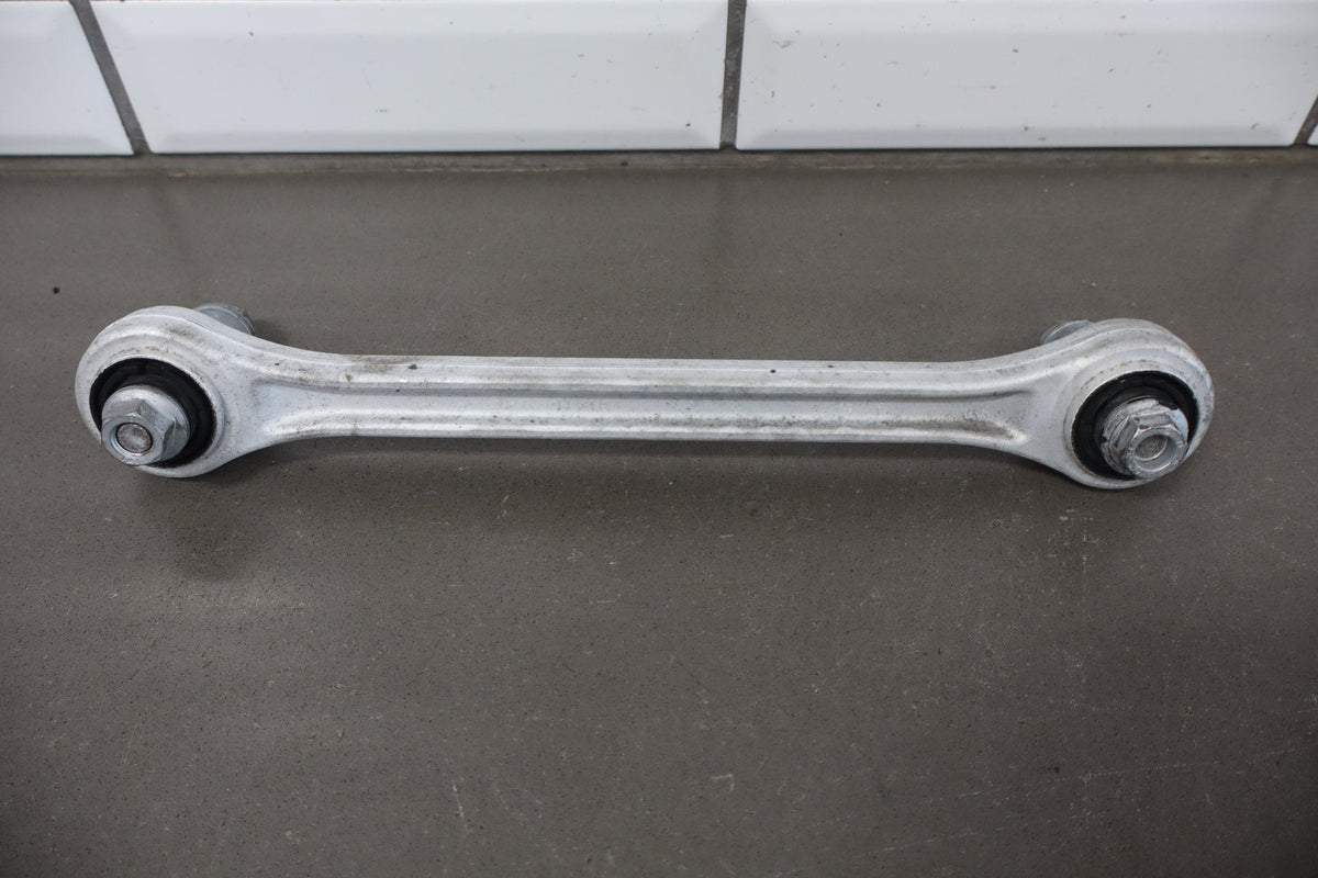 2010 Porsche Panamera 4s Left Rear Suspension Control Arm Spindle Axle OEM