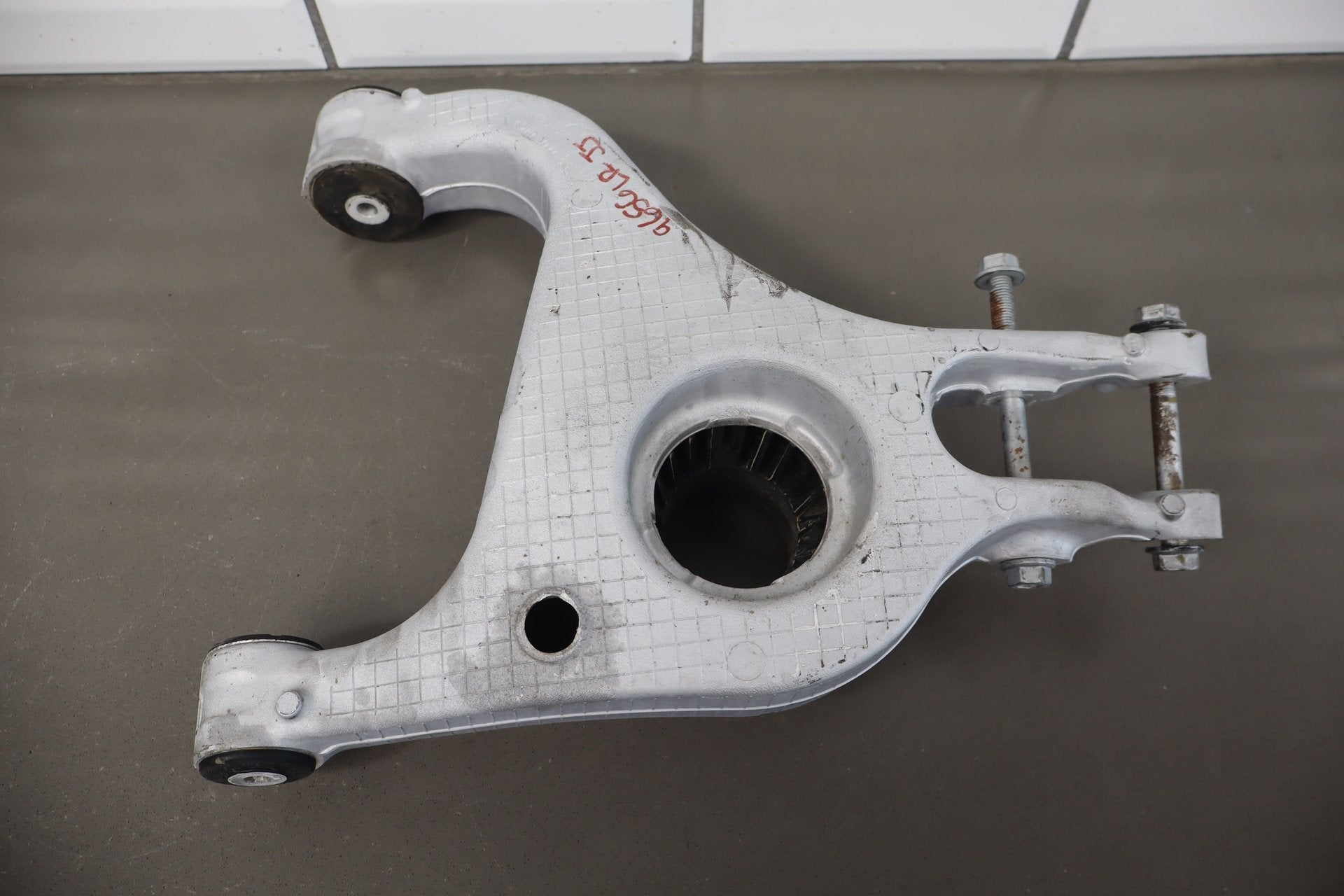 2010 Porsche Panamera 4s Left Rear Suspension Control Arm Spindle Axle OEM