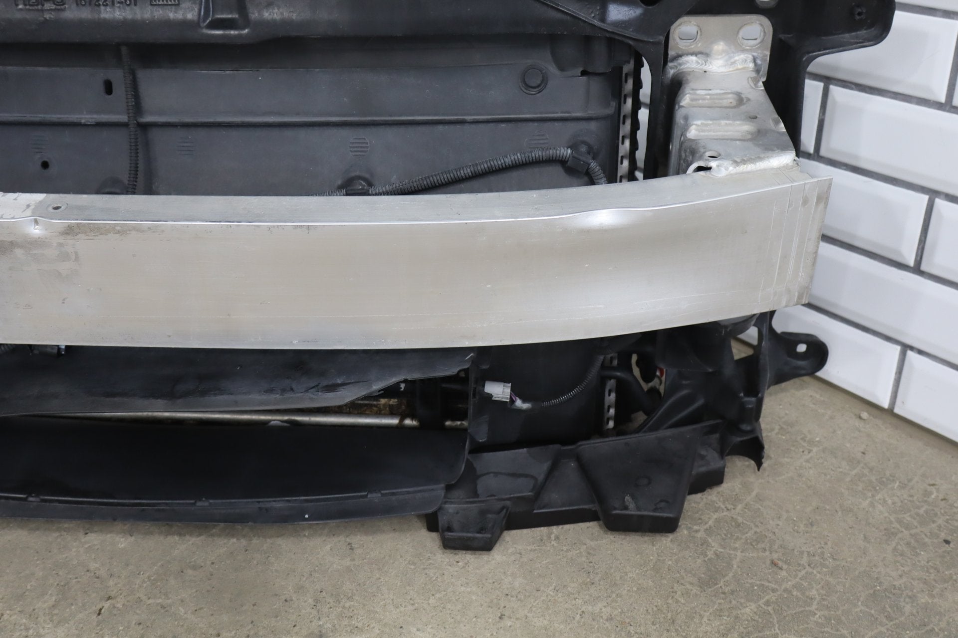 2010 Porsche Panamera 4S Loaded Radiator Core Support Assembly OEM