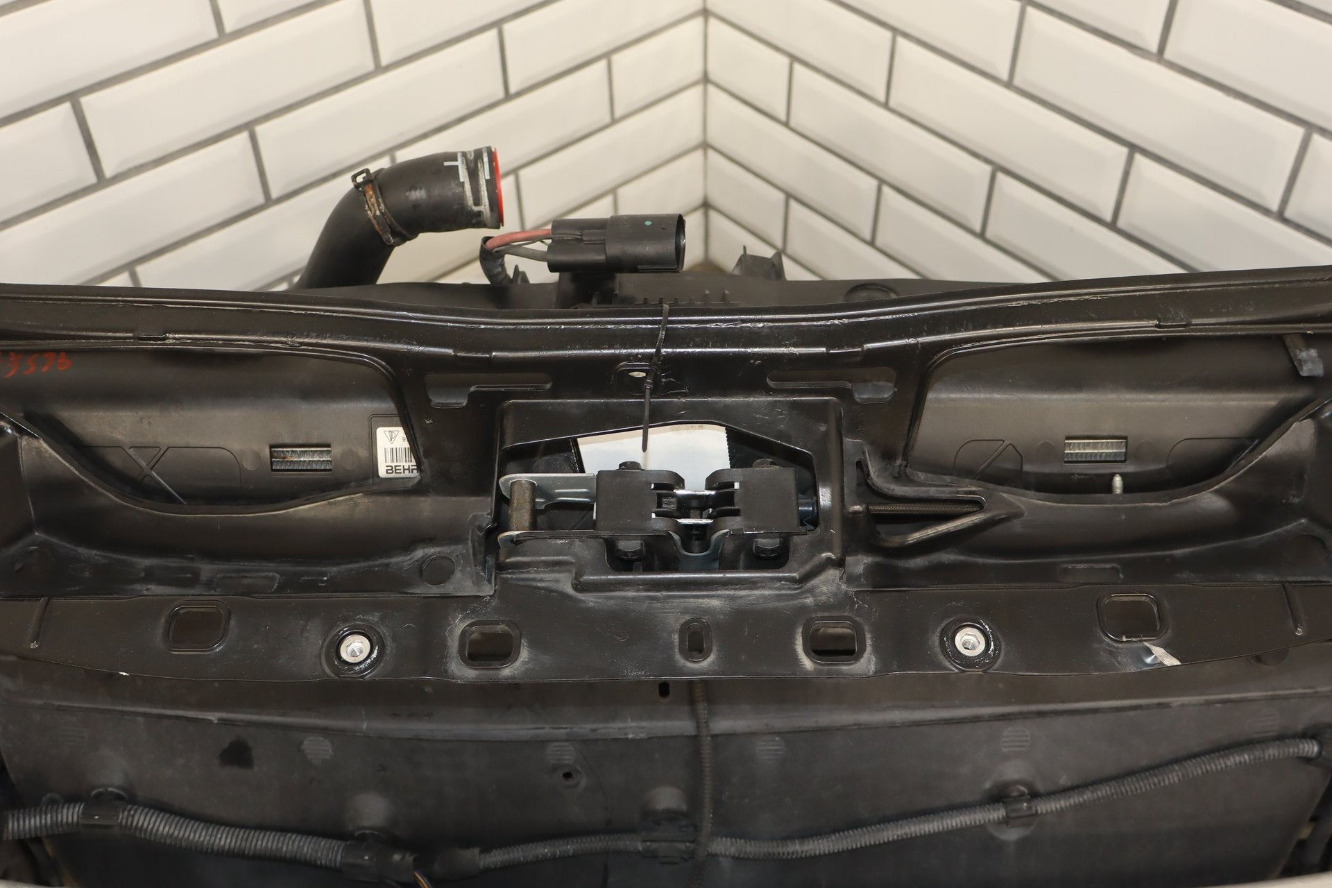 2010 Porsche Panamera 4S Loaded Radiator Core Support Assembly OEM