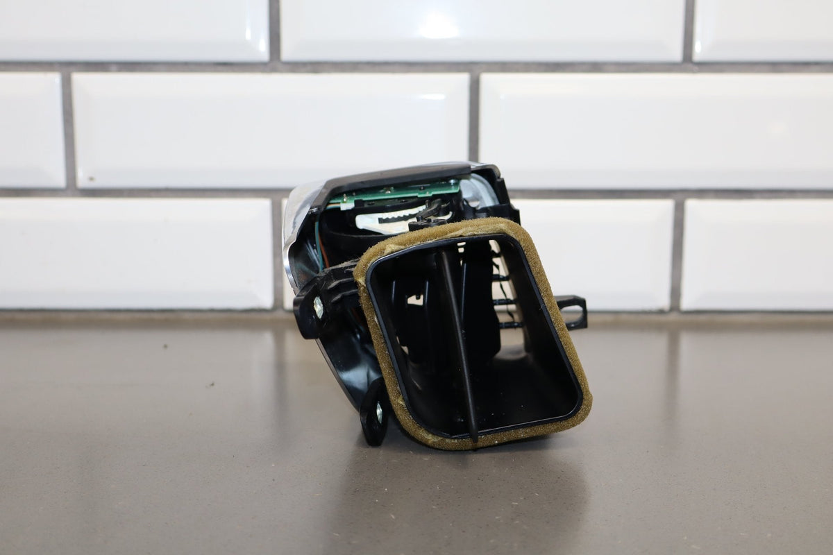 2010 Porsche Panamera 4s OEM Dashboard Vent Sent (4)