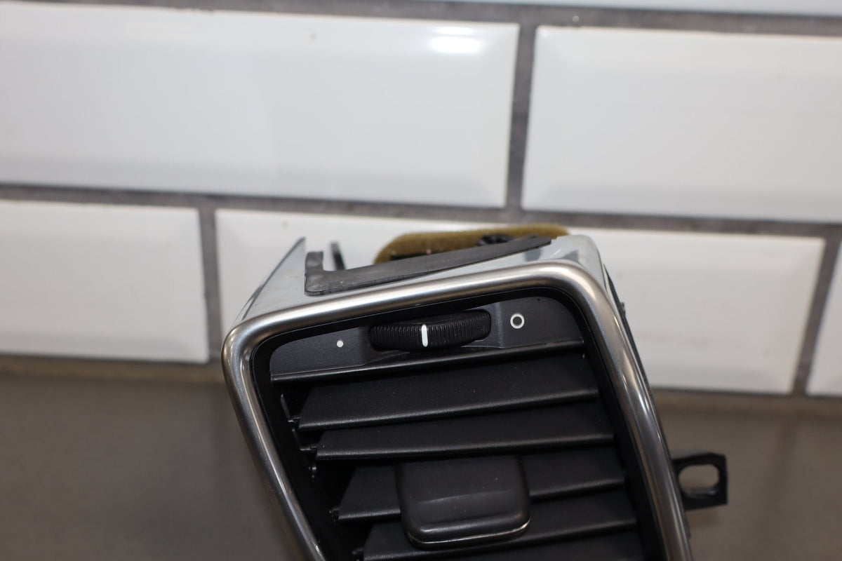 2010 Porsche Panamera 4s OEM Dashboard Vent Sent (4)