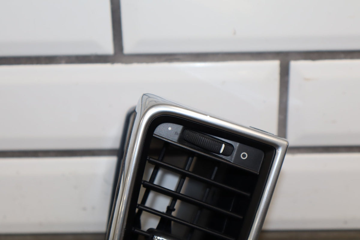 2010 Porsche Panamera 4s OEM Dashboard Vent Sent (4)