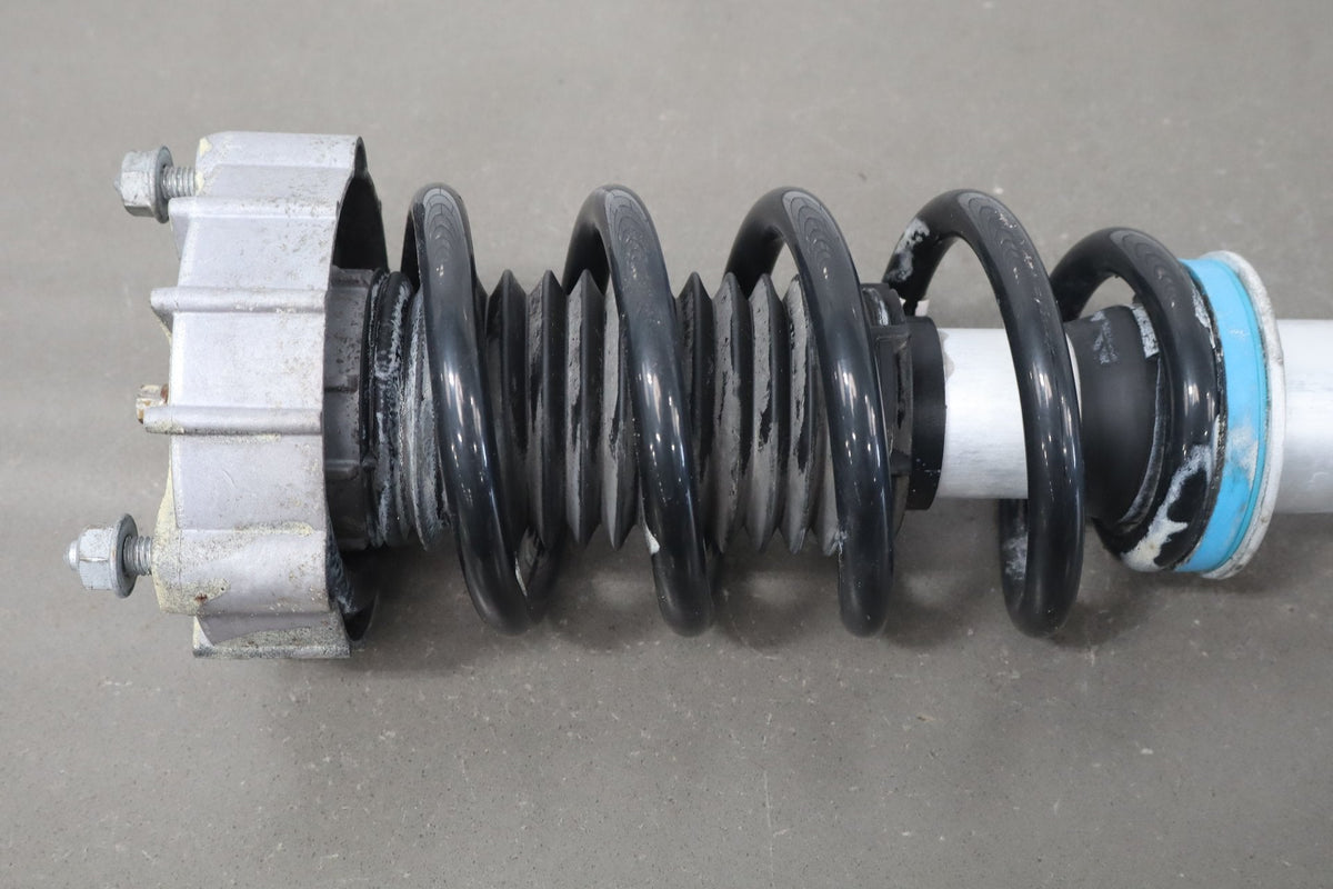 2010 Porsche Panamera 4s Right Front Strut OEM