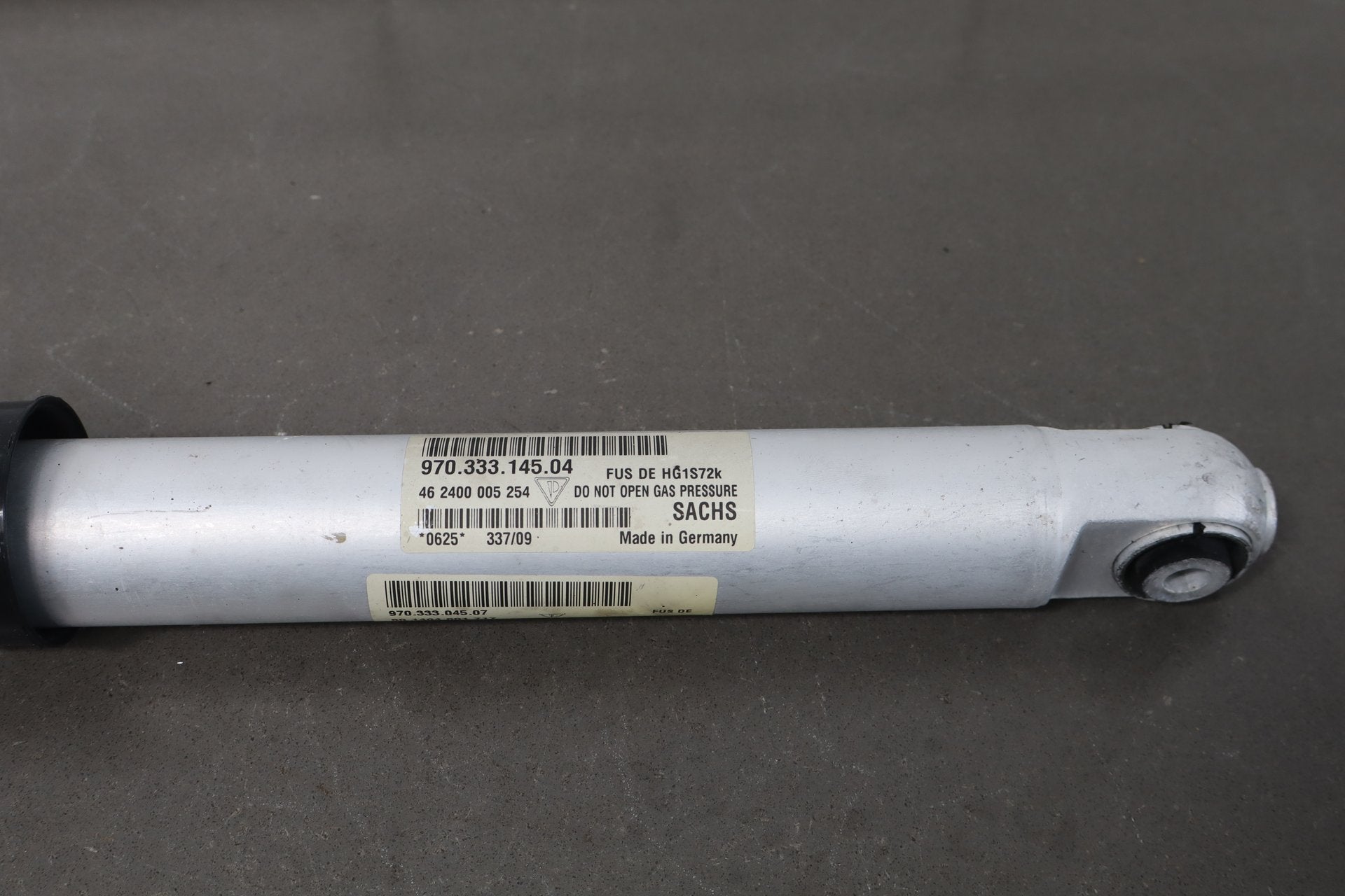 2010 Porsche Panamera 4s Right Rear Strut Shock Absorber OEM OEM