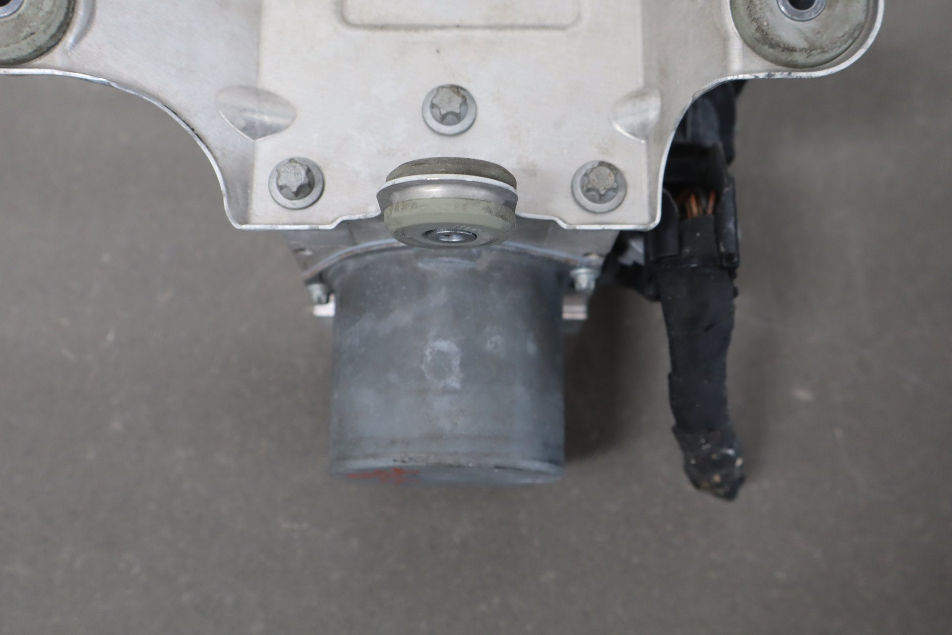 2010 Porsche Panamera ABS Brake Unit OEM
