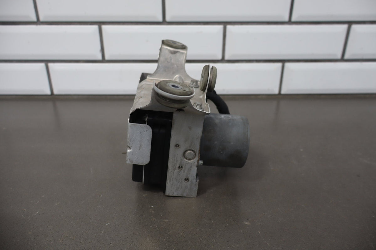 2010 Porsche Panamera ABS Brake Unit OEM