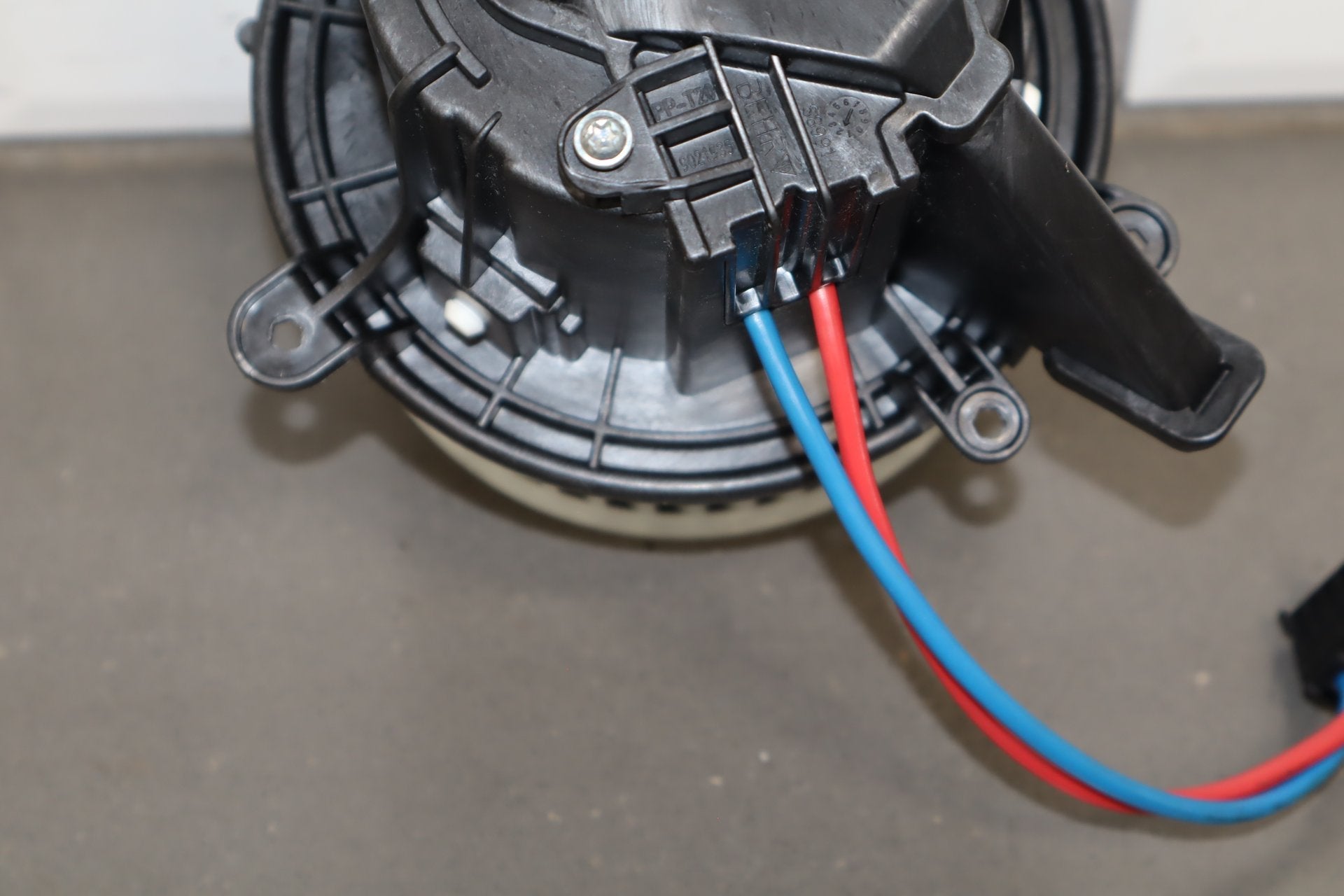 2010 Porsche Panamera Blower Motor OEM