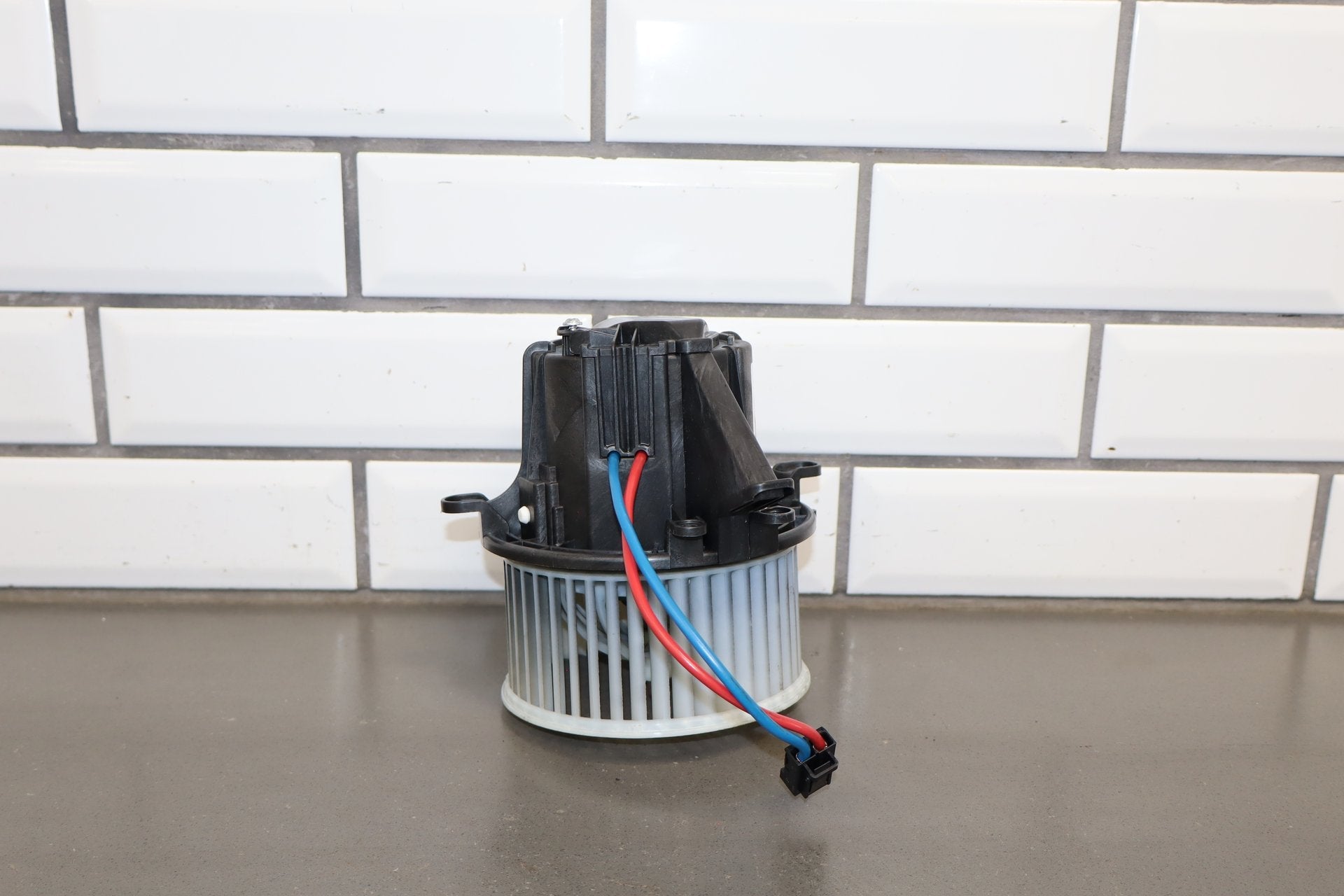 2010 Porsche Panamera Blower Motor OEM