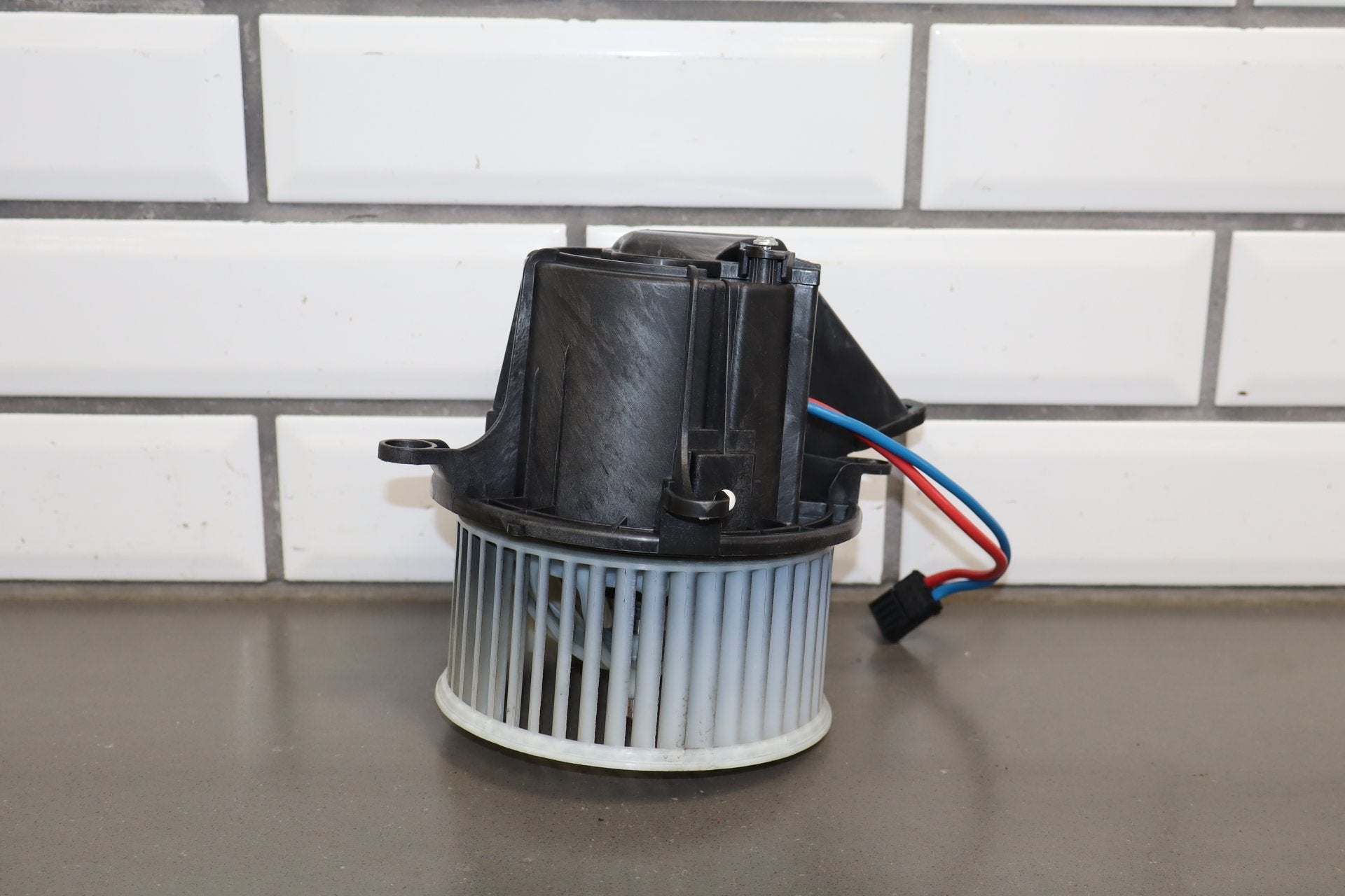 2010 Porsche Panamera Blower Motor OEM