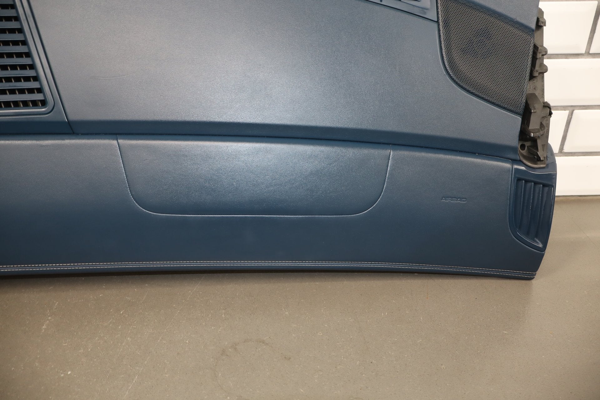 2010 Porsche Panamera Dash Panel Yachting Blue/ Cream BD