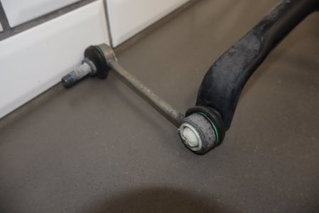 2010 Porsche Panamera Front Sway Stabilizer Bar OEM