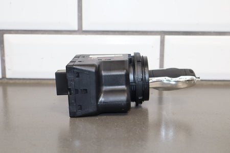 2010 Porsche Panamera Ignition Switch with Key OEM Tested
