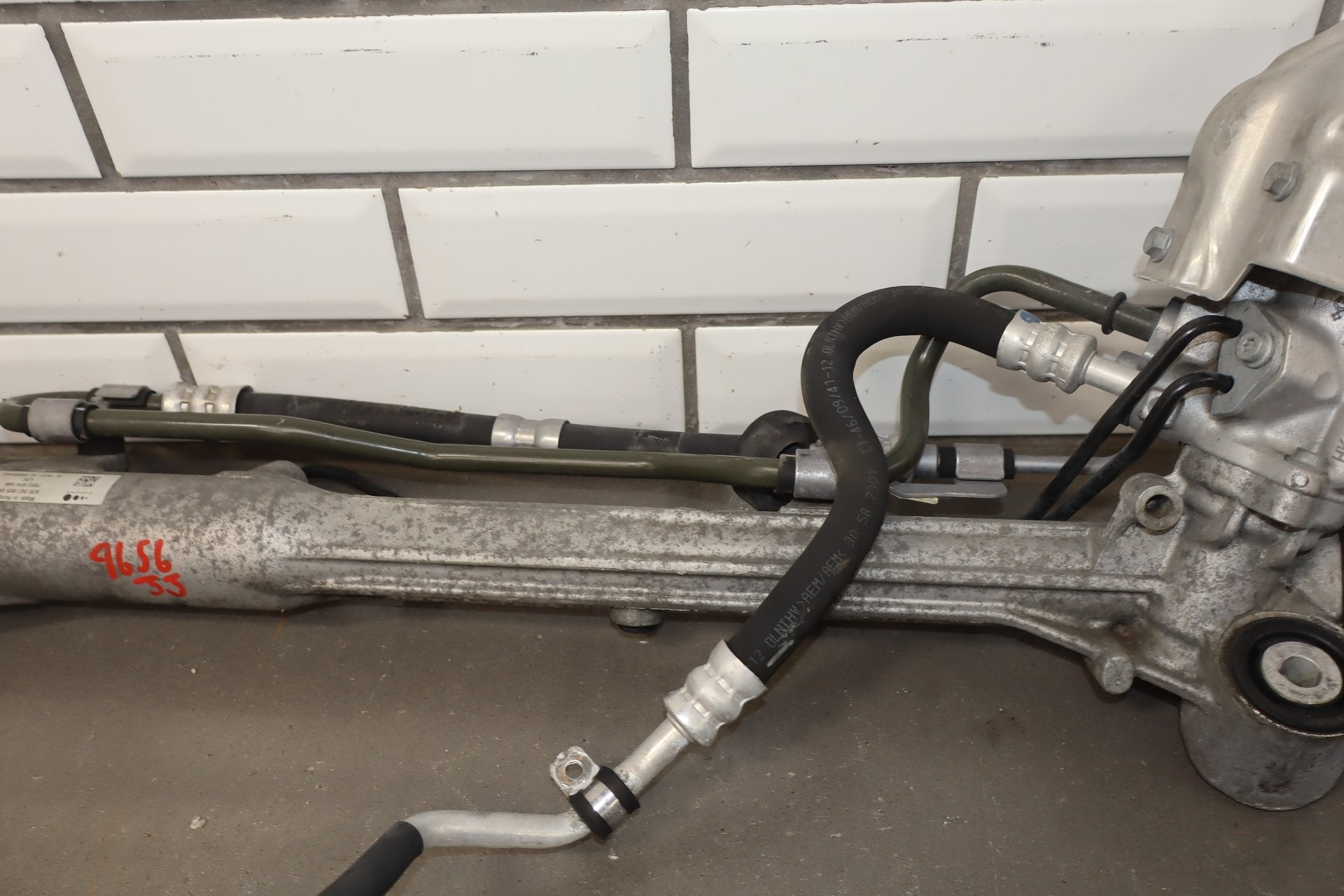 2010 Porsche Panamera Power Steering Rack And Pinion Assembly OEM